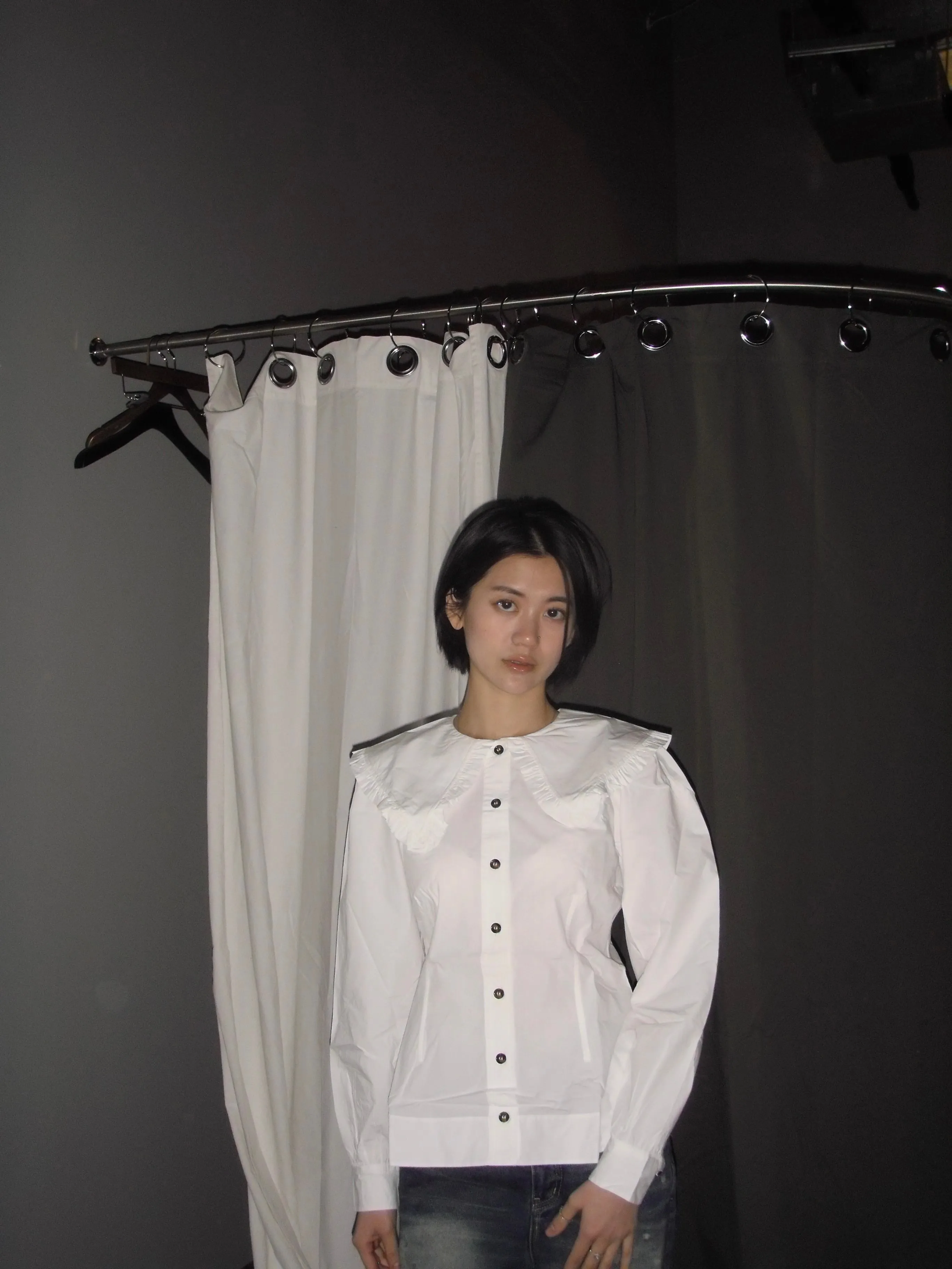 GANNI F5500 WHITE FRILL COLLAR POPLIN SHIRT