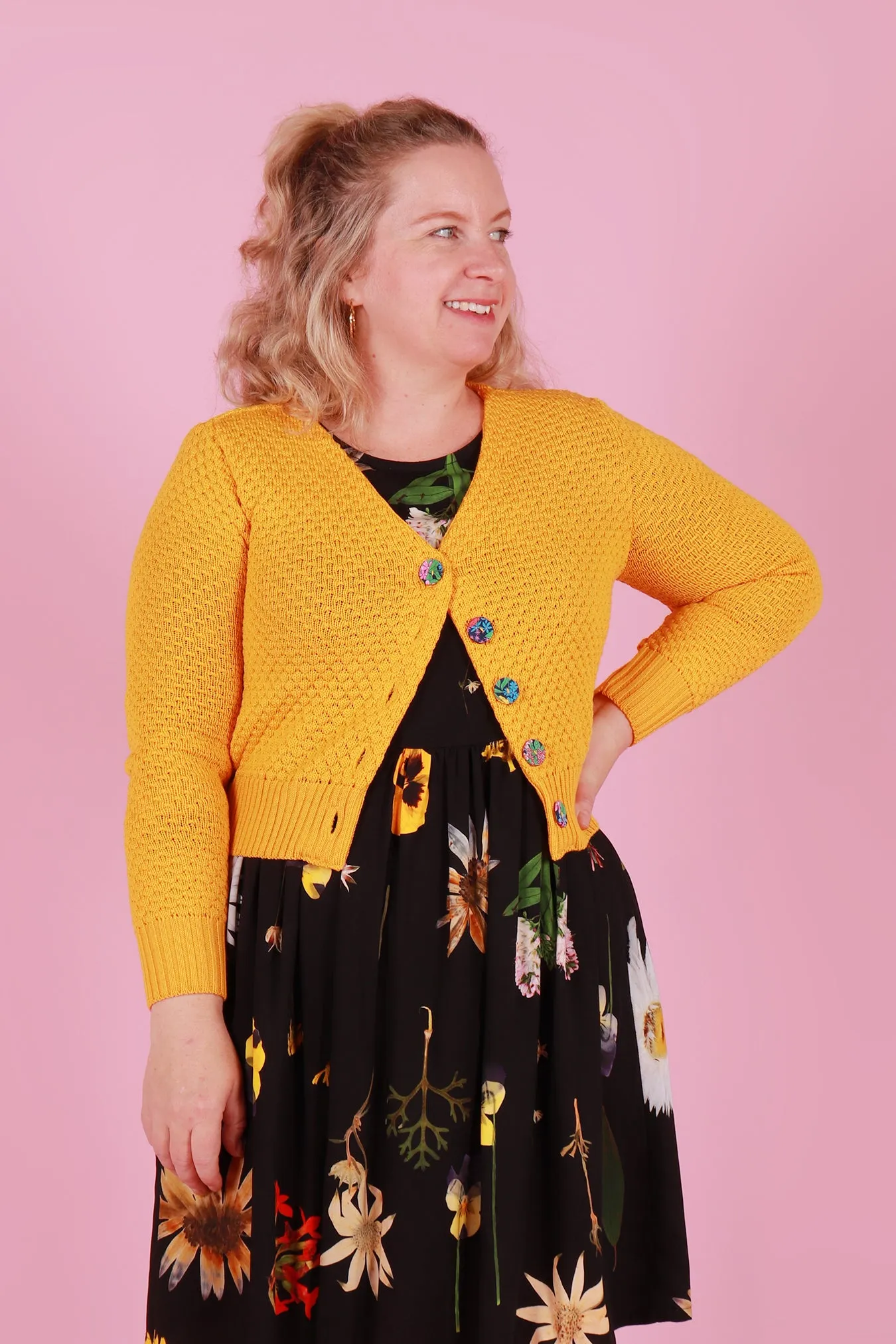 Primrose Cardie V Neck Crayon Yellow