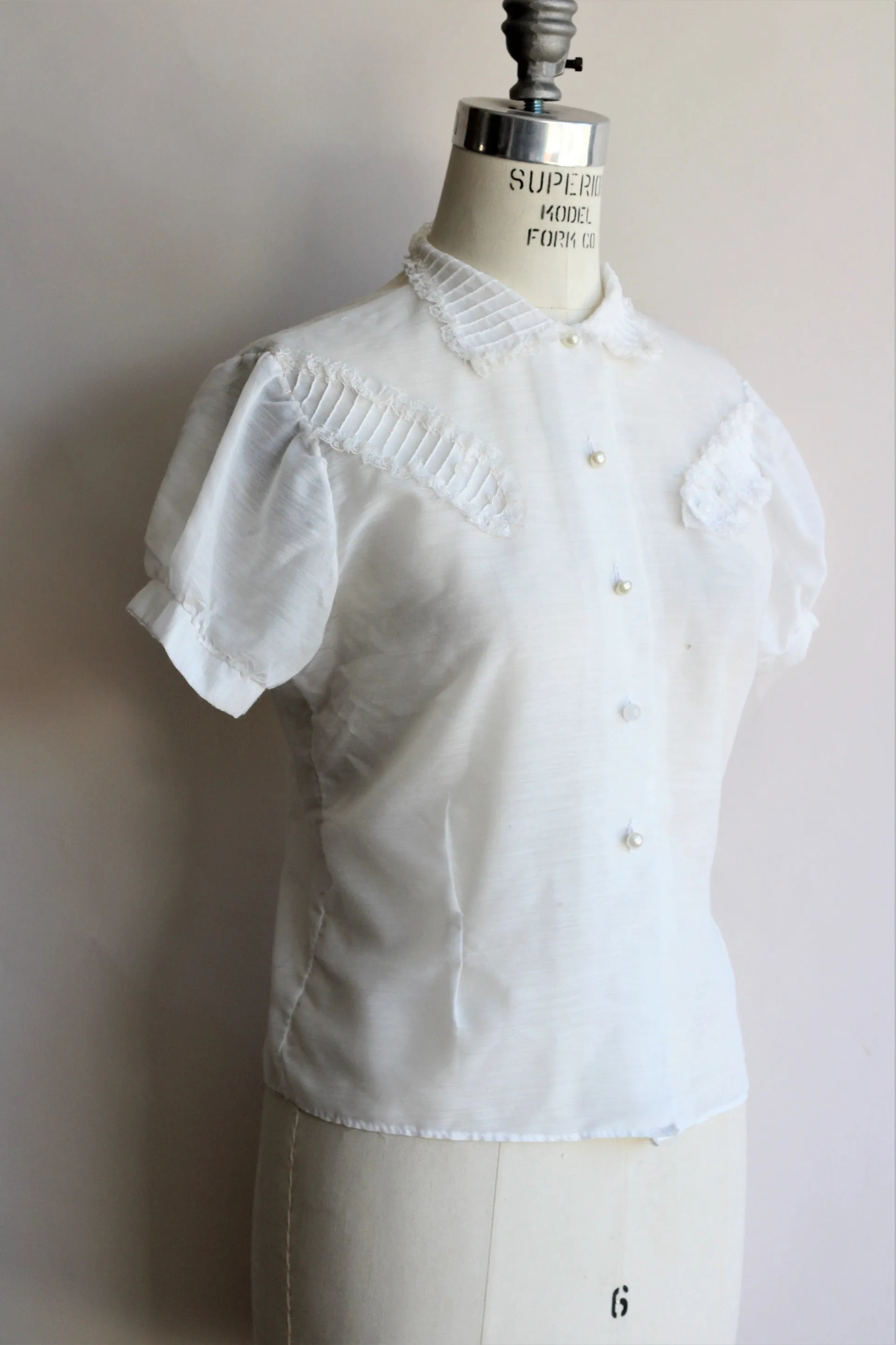 Vintage 1950s White Ruffled Blouse